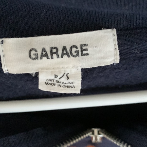 Garage cropped sweatshirt - Picture 2 of 3